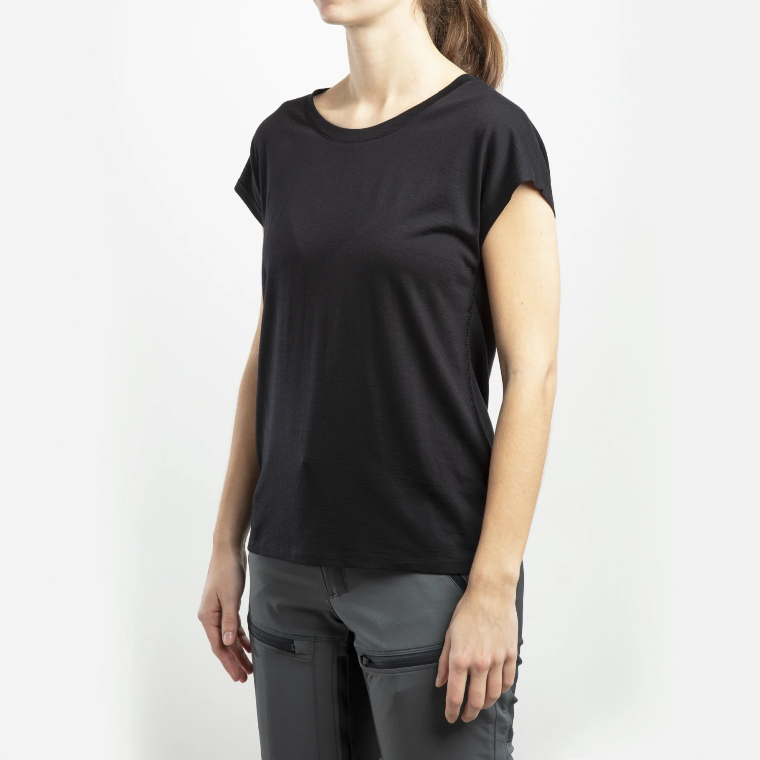 Lundhags Gimmer Merino Light Damentop - Schwarz 900 5 Lundhags Gimmer Merino Light Damentop - Schwarz 900 – Bild 3