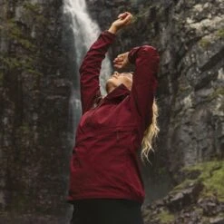 Lundhags Gliis II Damen Anorak - Dark Red 333 -Lundhags lundhags gliis ii women s anorak dark red 333 3 1337018 1