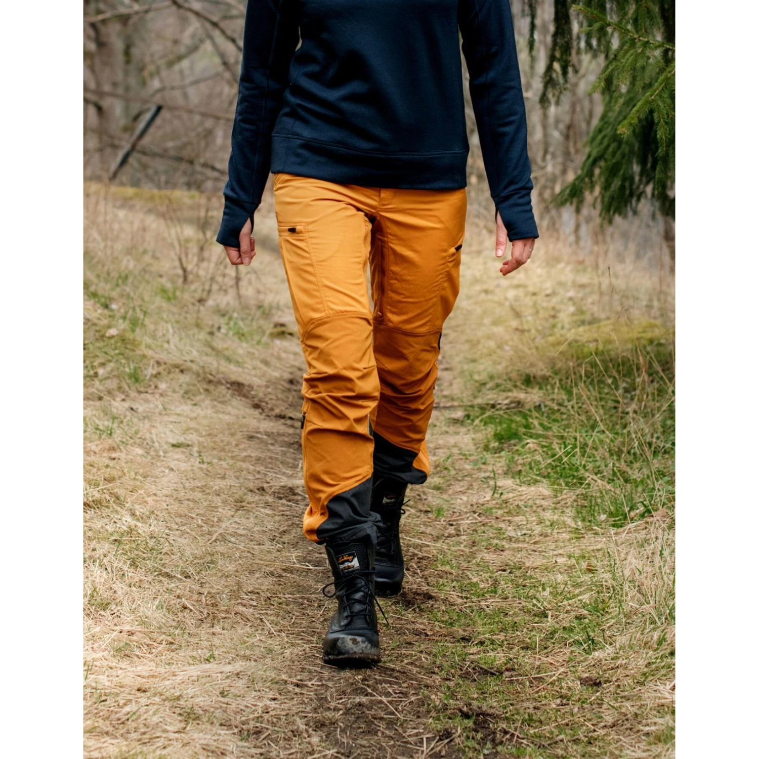 Lundhags Makke Damen Wanderhose - Lively Red/Mellow Red 252 9 Lundhags Makke Damen Wanderhose - Lively Red/Mellow Red 252 – Bild 7