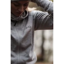Lundhags Ullto Merino Damen Kapuzenjacke - Deep Blue 472 8 Lundhags Ullto Merino Damen Kapuzenjacke - Deep Blue 472 -Lundhags lundhags ullto merino women s hoodie1 1337219